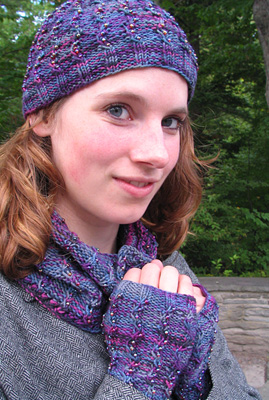 3fer- Cowl, Cap and Mitts